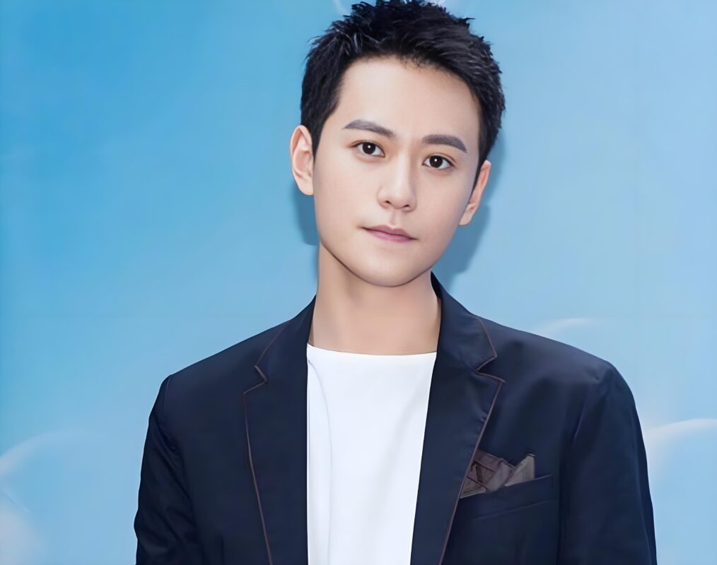 Profile of Qin Junjie