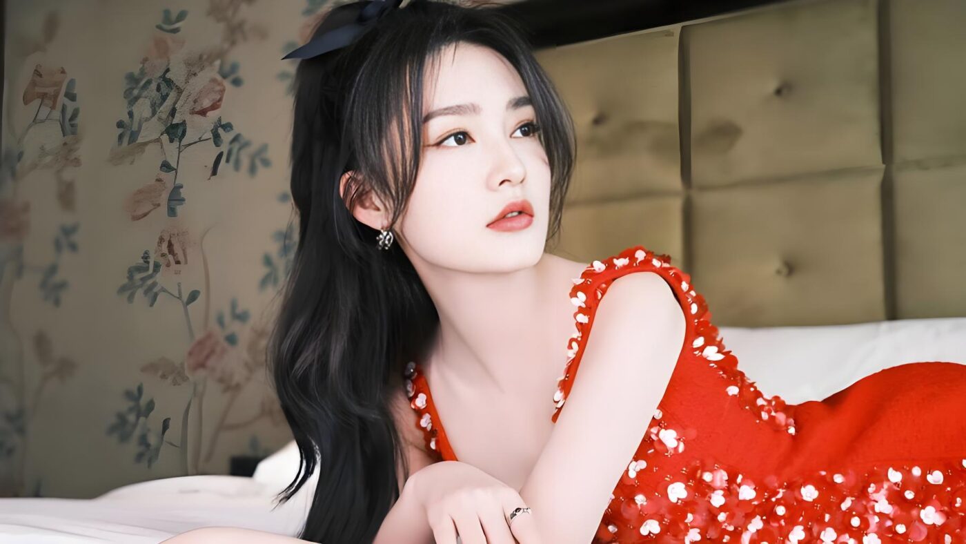 Profile of Li Qin