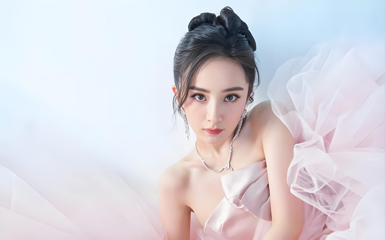 Profile of Yang Mi